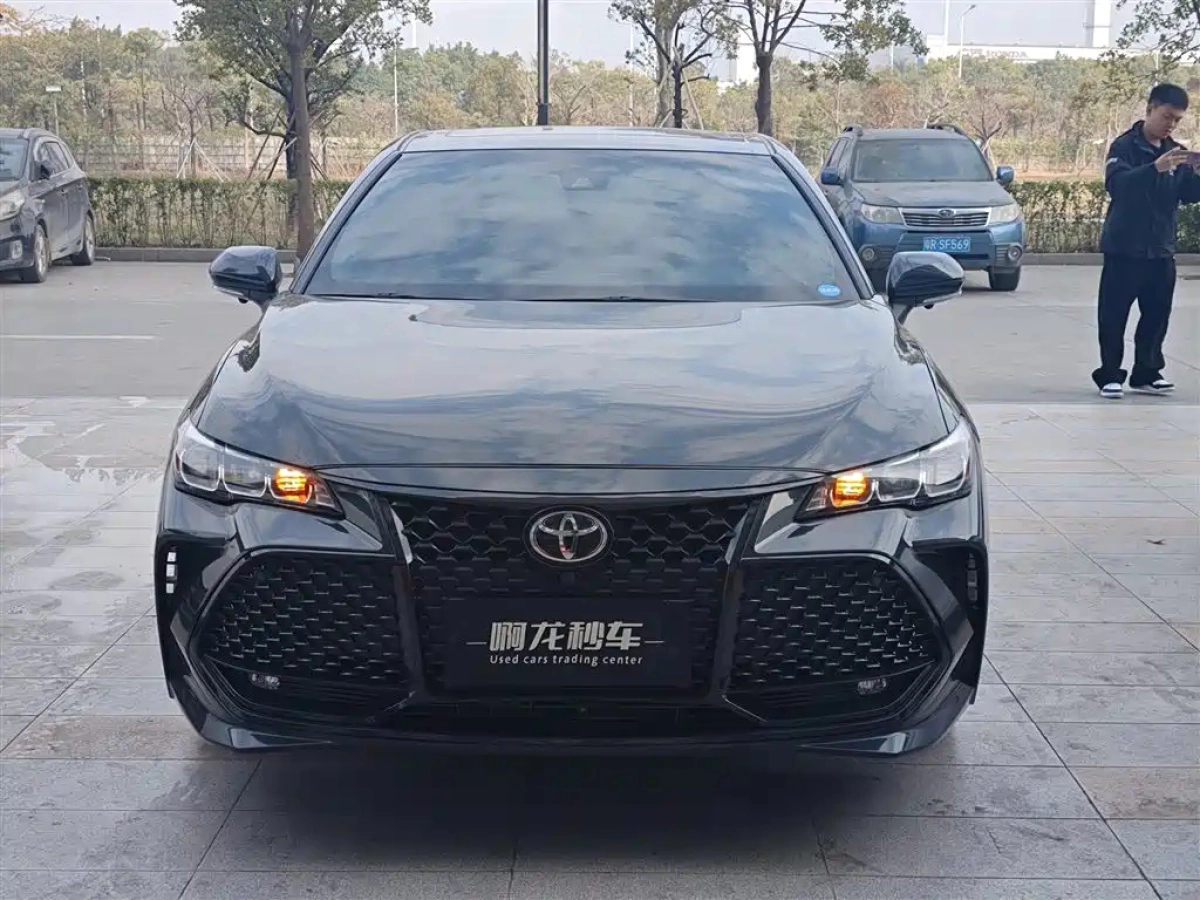 TOYOTA AVALON
