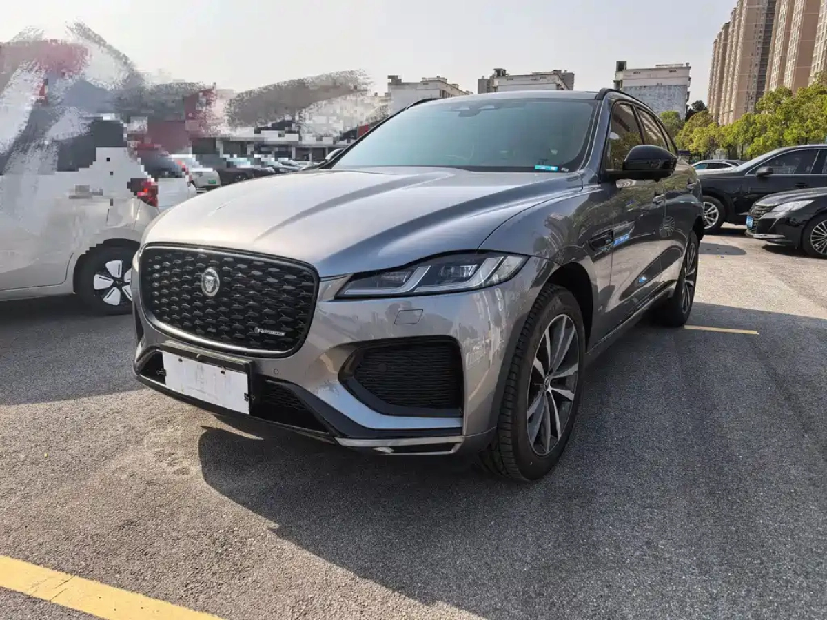 JAGUAR F-PACE  2024
