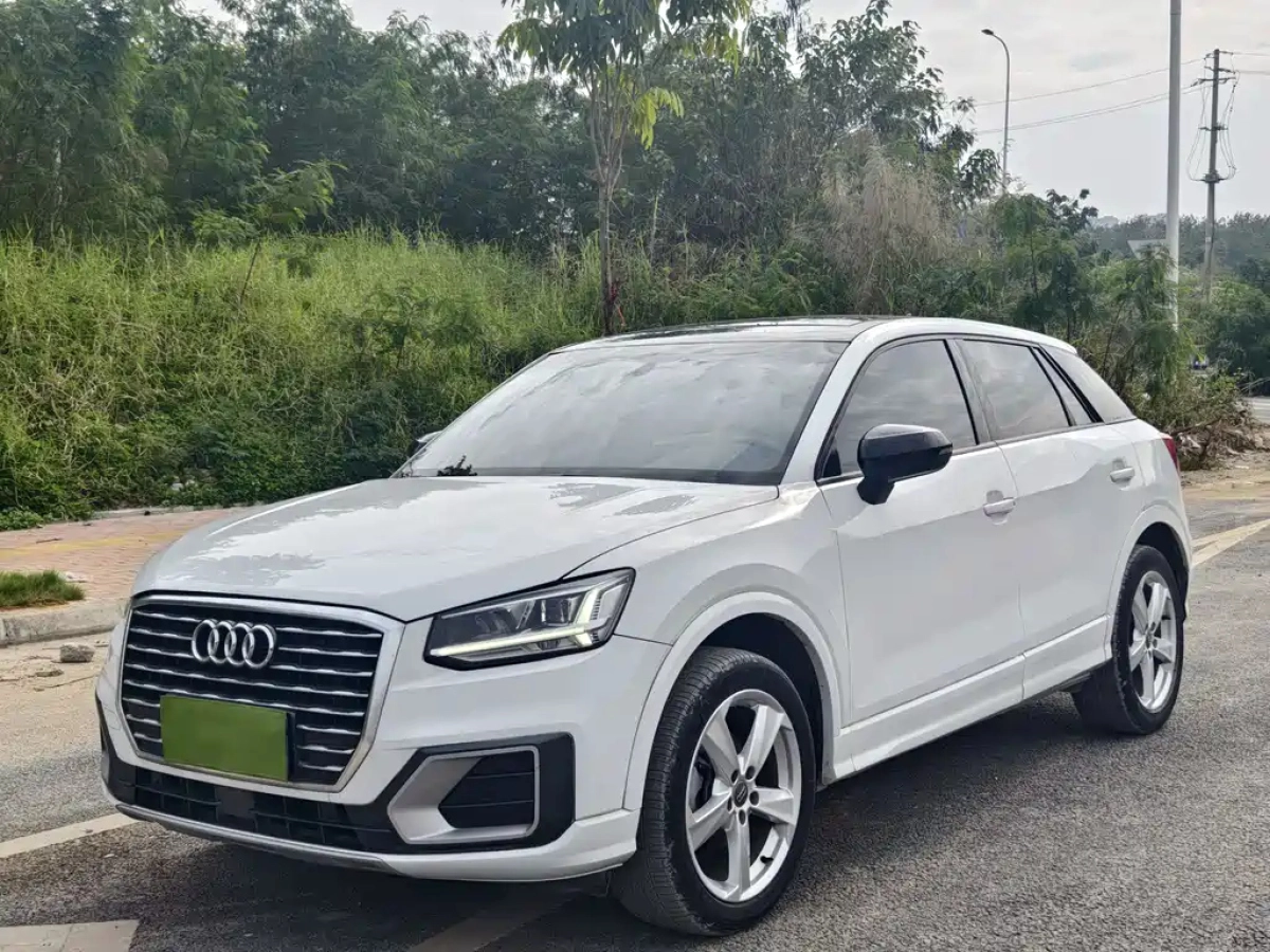 AUDI Q2L  2019