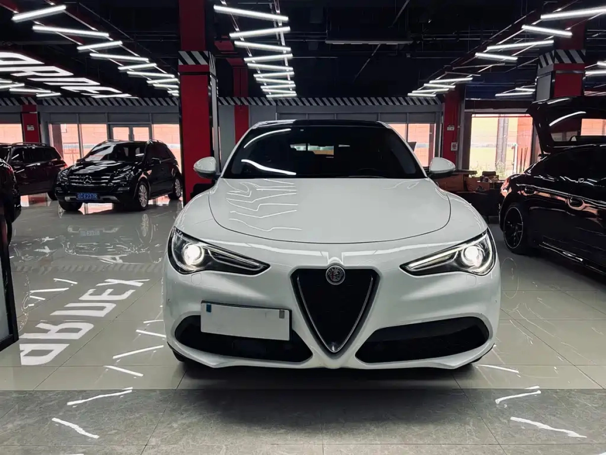 ALFAROMEO STELVIO