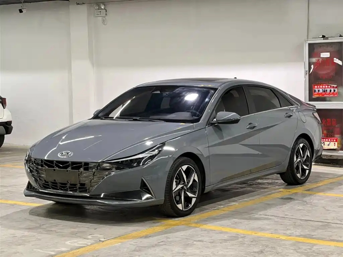 HYUNDAI ELANTRA  2022