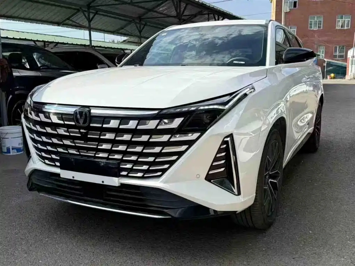 CHANGAN UNI-Z  2025