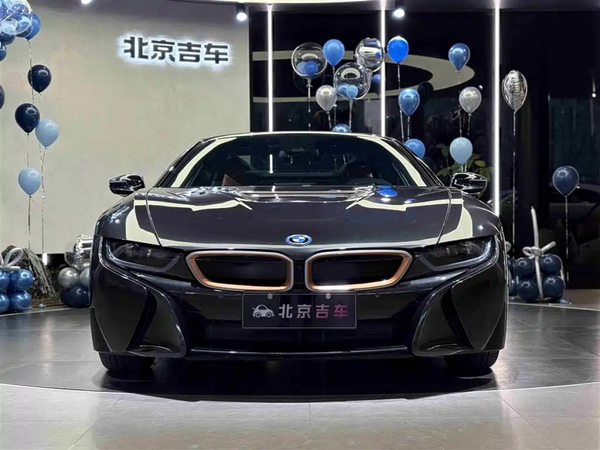 BMW I8