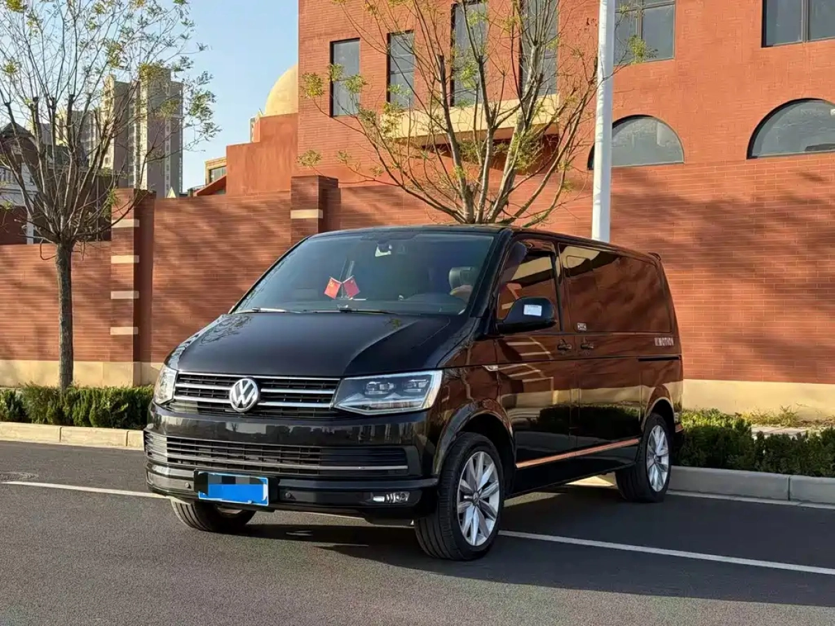 VOLKSWAGEN MULTIVAN  2019