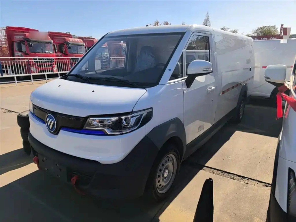 FOTON ZHILAN SMART E7