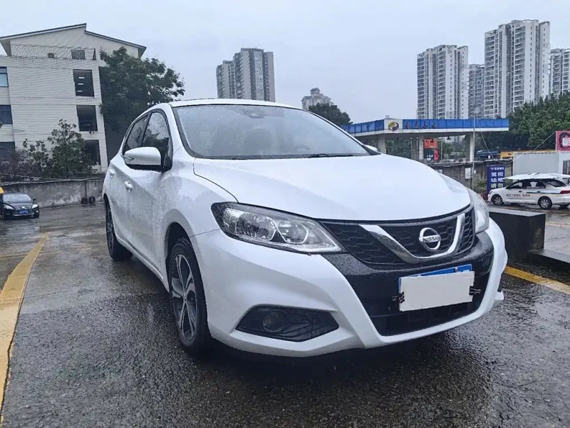 NISSAN TIIDA TIIDA