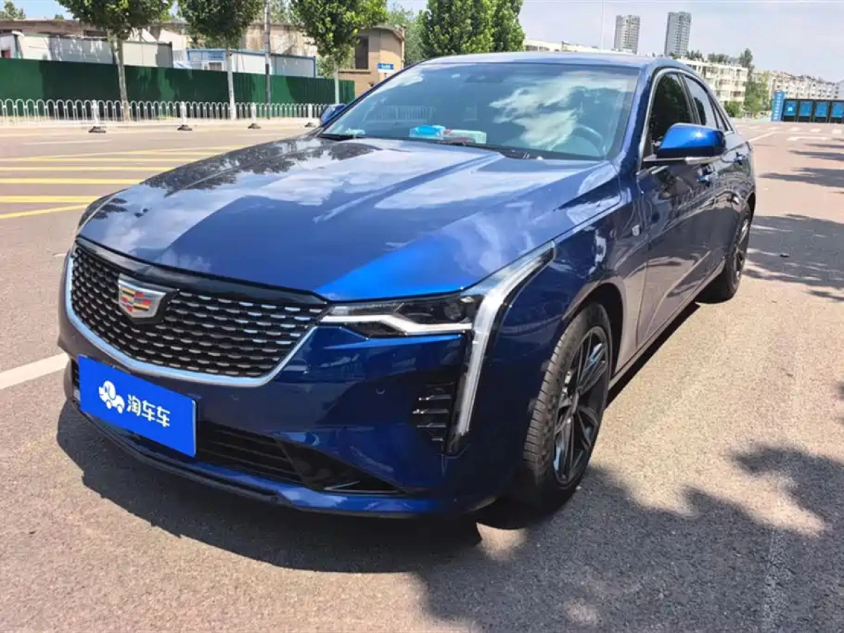CADILLAC CT4  2024