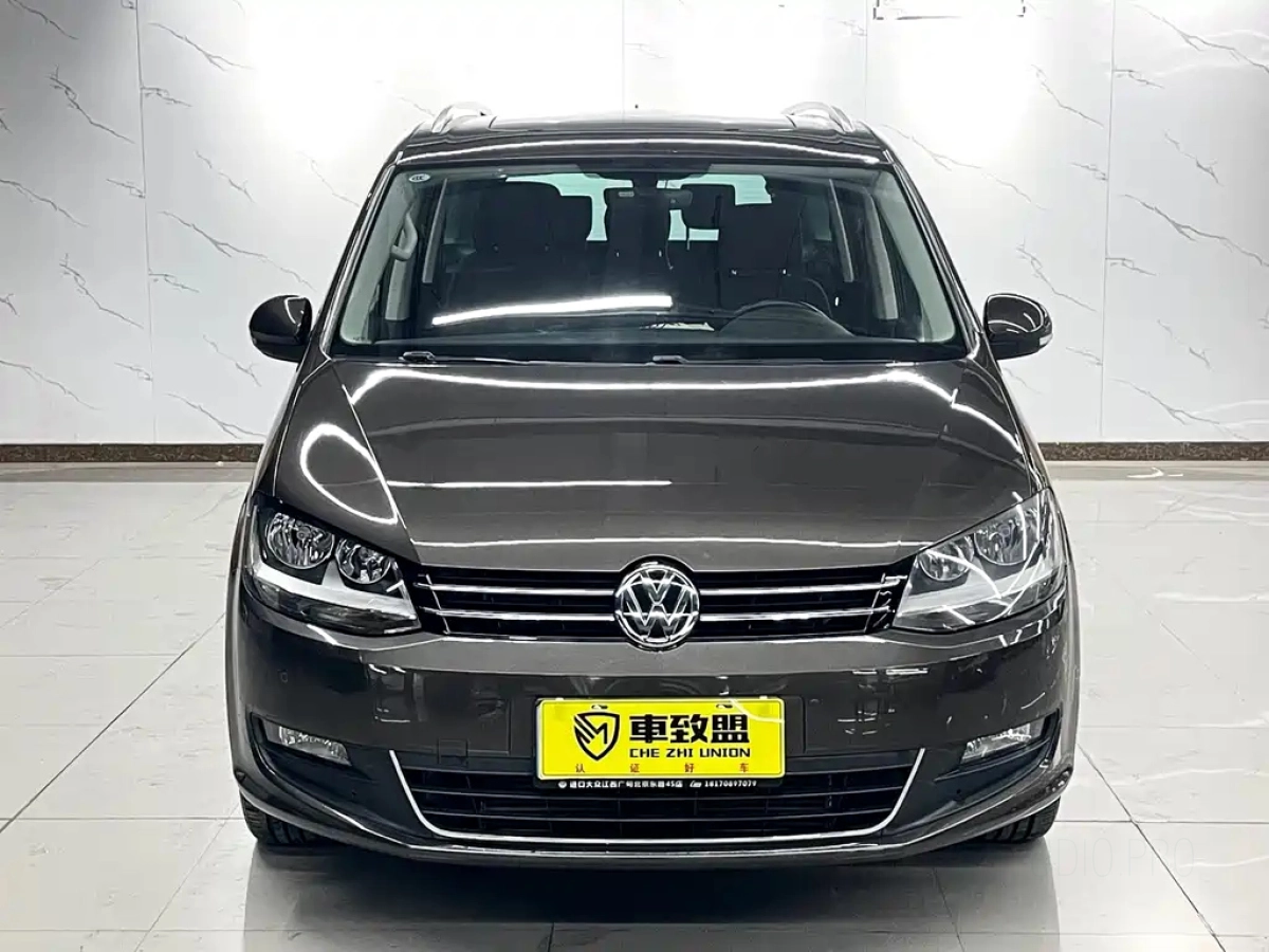 VOLKSWAGEN SHARAN