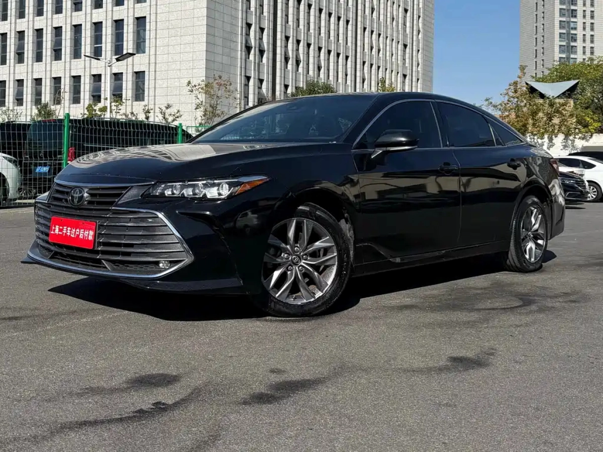 TOYOTA AVALON  2021