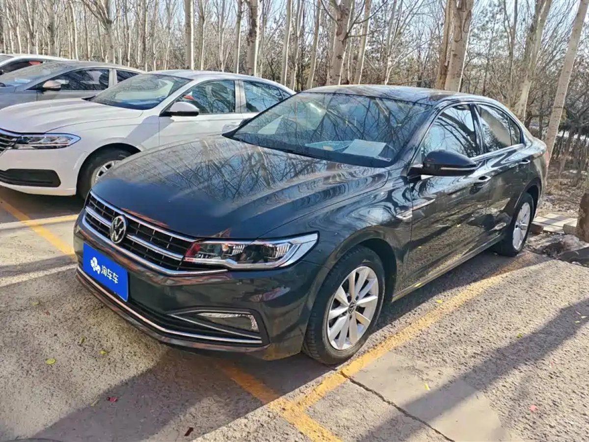 VOLKSWAGEN BORA  2020