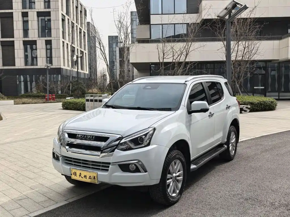 ISUZU MU-X