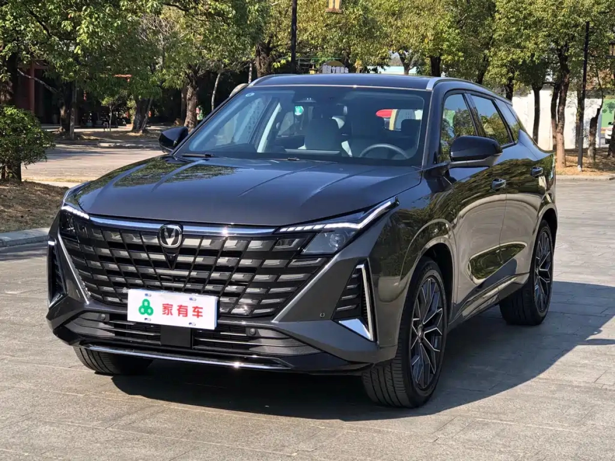 CHANGAN UNI-Z  2024