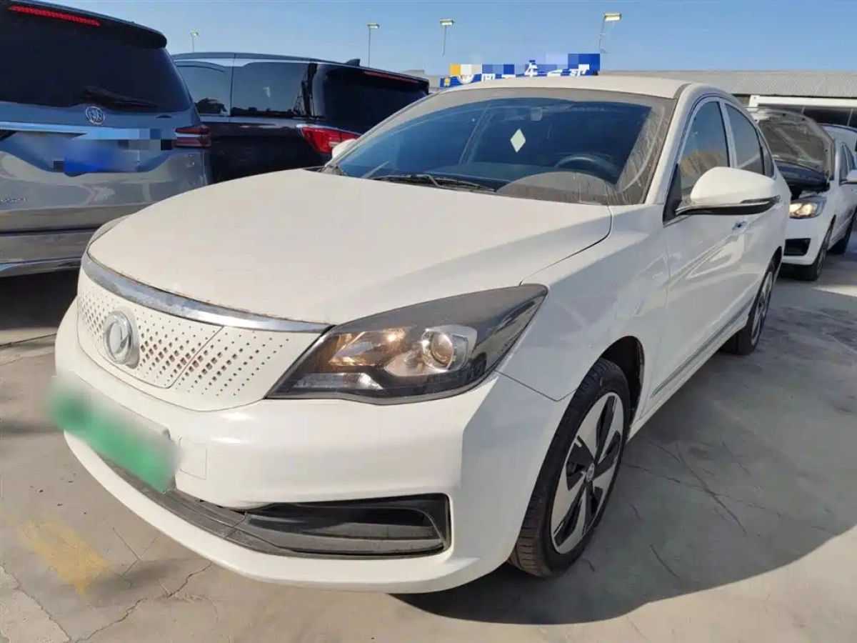 DONGFENG AEOLUS E70  2022