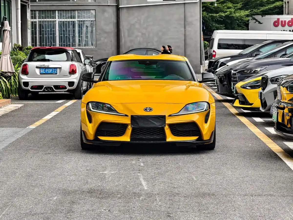 TOYOTA SUPRA