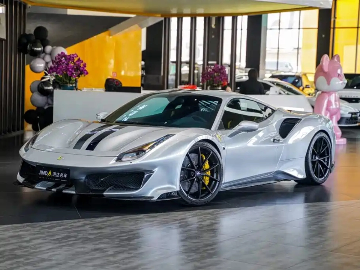 FERRARI 488  2019