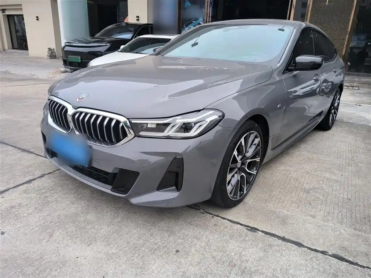 BMW 6-SERIES GT  2021