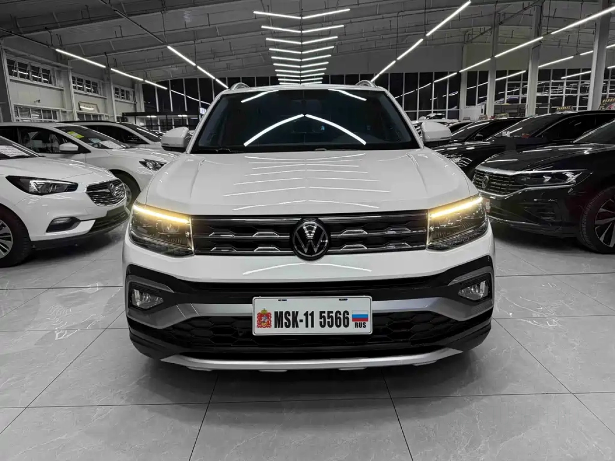 VOLKSWAGEN T-CROSS