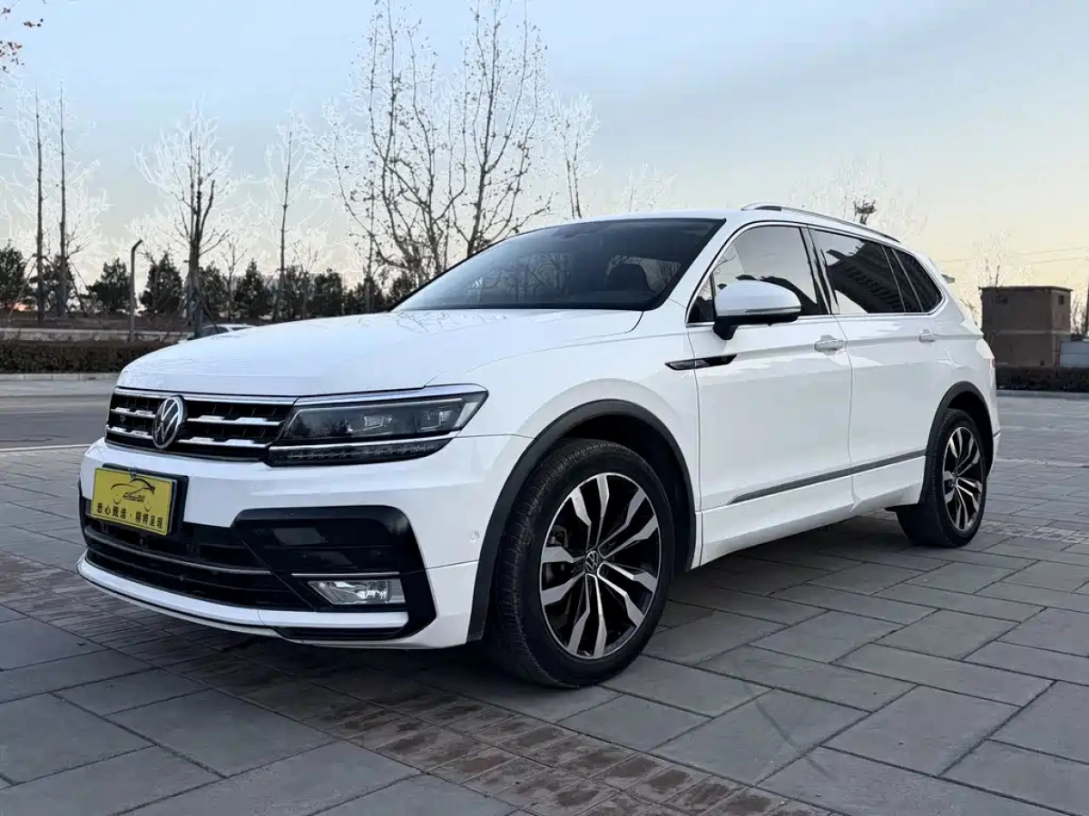 VOLKSWAGEN TIGUAN L