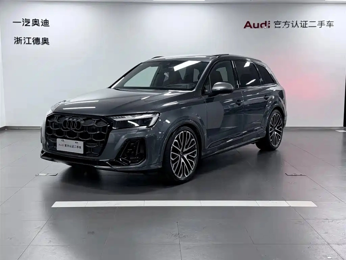 AUDI SQ7