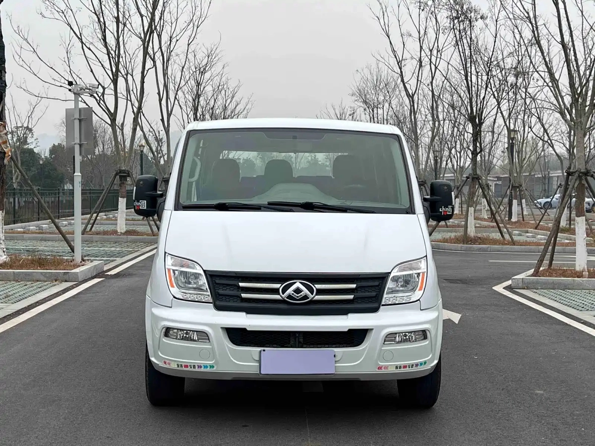 SAIC MAXUS XINTU V80  2022