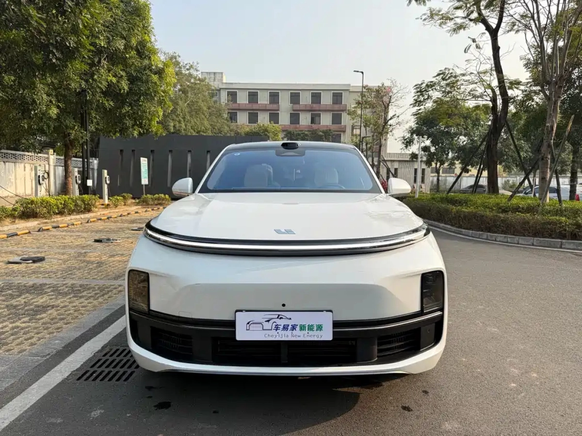 LI AUTO L8