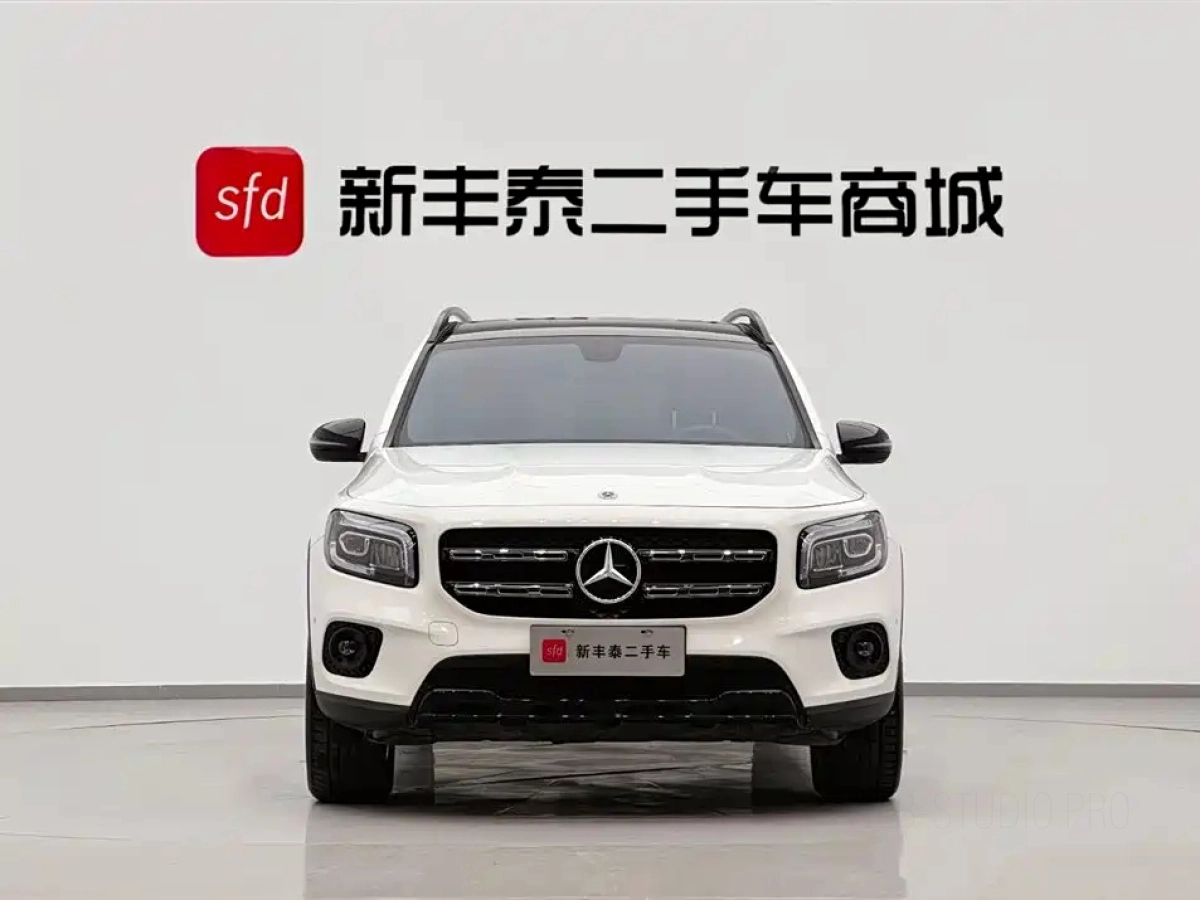 MERCEDES-BENZ GLB
