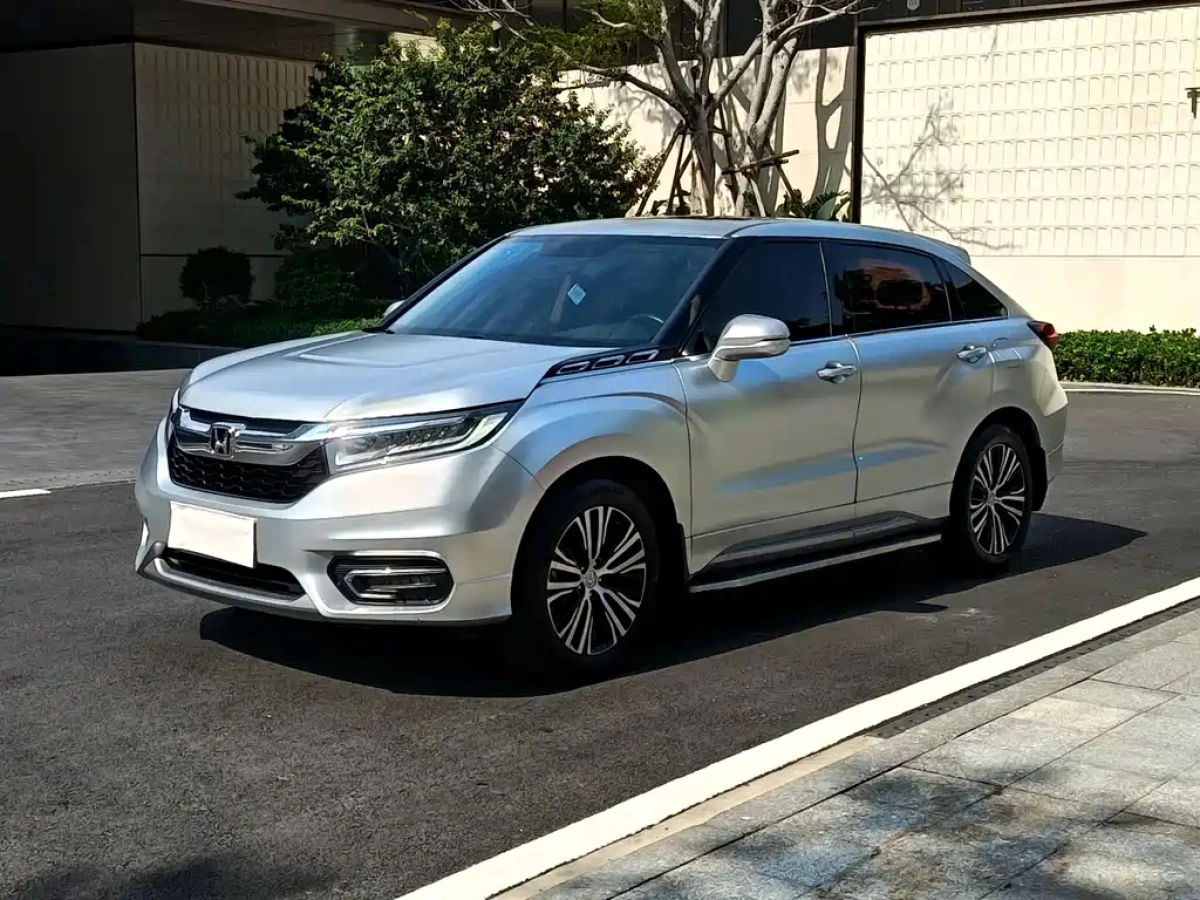 HONDA UR-V  2019