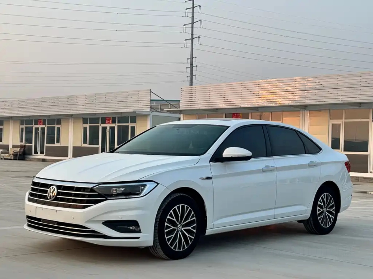 VOLKSWAGEN SAGITAR  2021