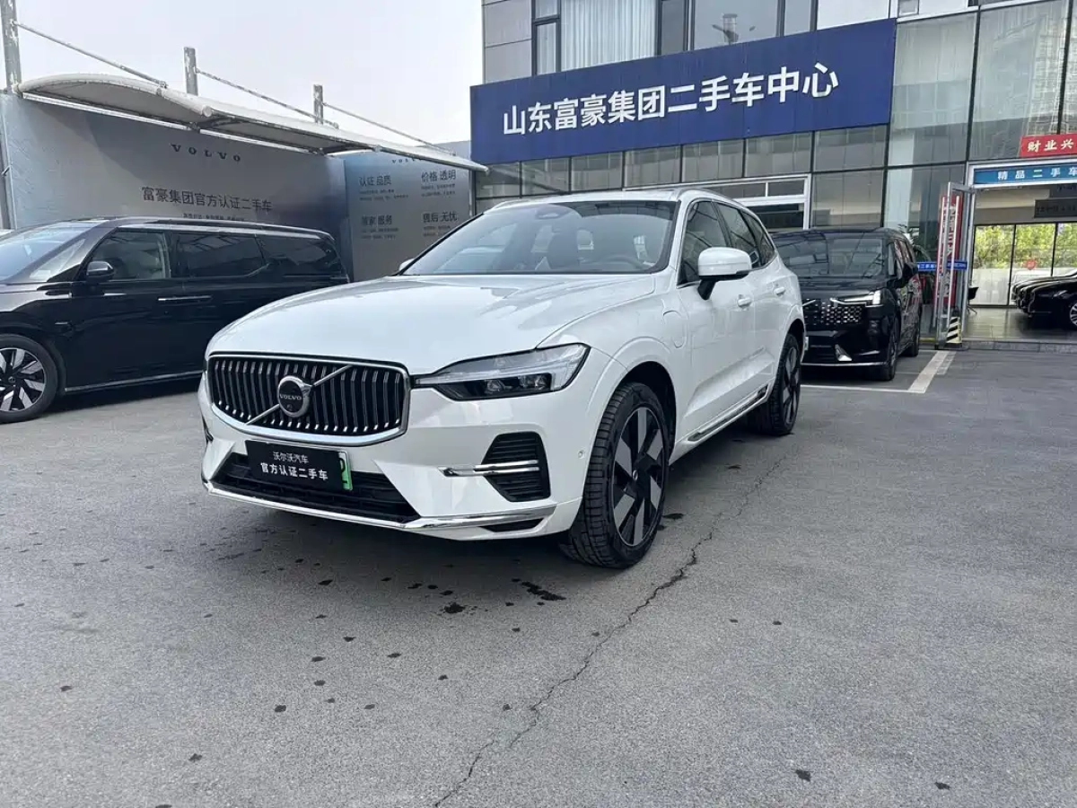 VOLVO XC60 NEW ENERGY  2024