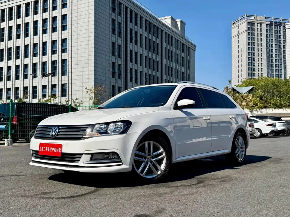 VOLKSWAGEN LAVIDA SPORTSWAGEN  2019