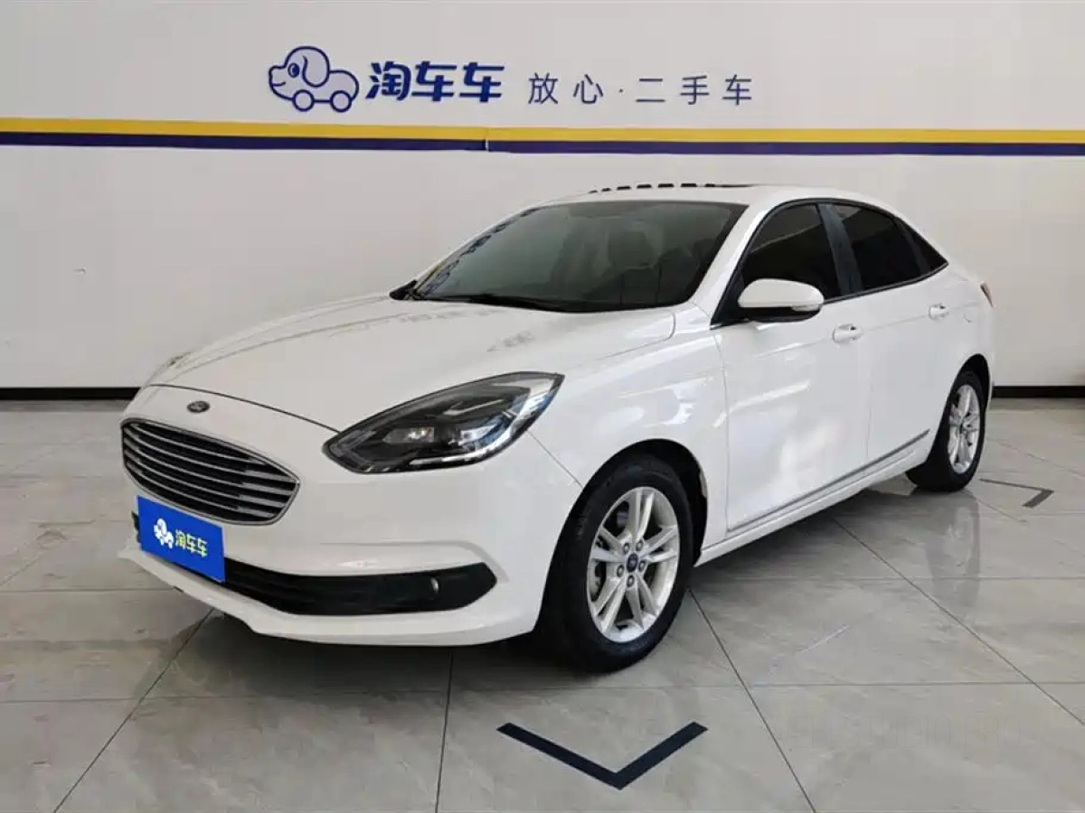 FORD FOCUS CLASSIC  2020