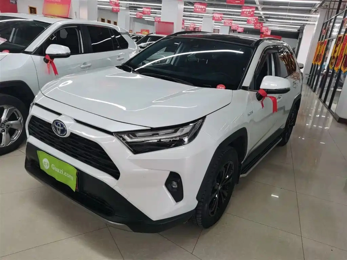 TOYOTA RAV4  2023
