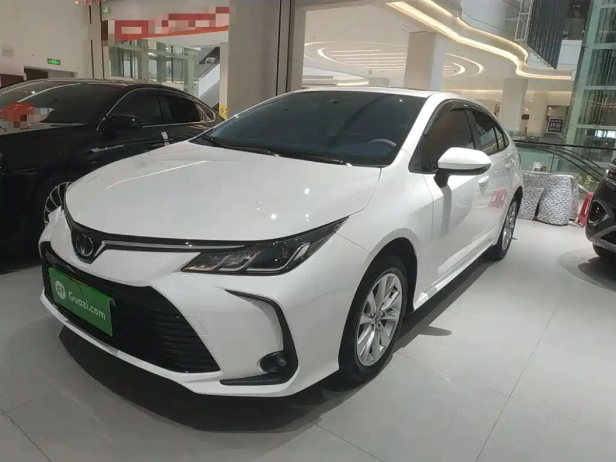 TOYOTA COROLLA  2025