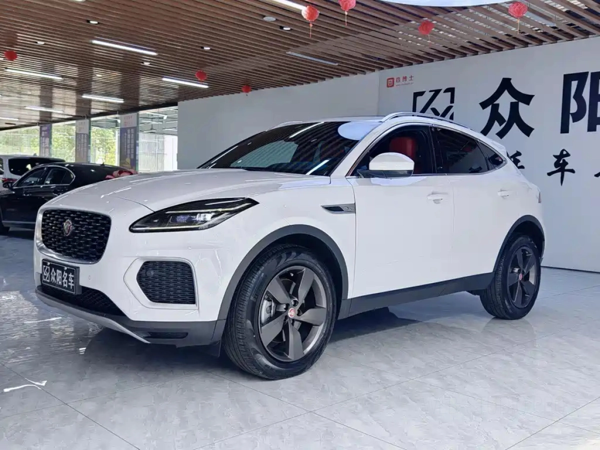 JAGUAR E-PACE  2024