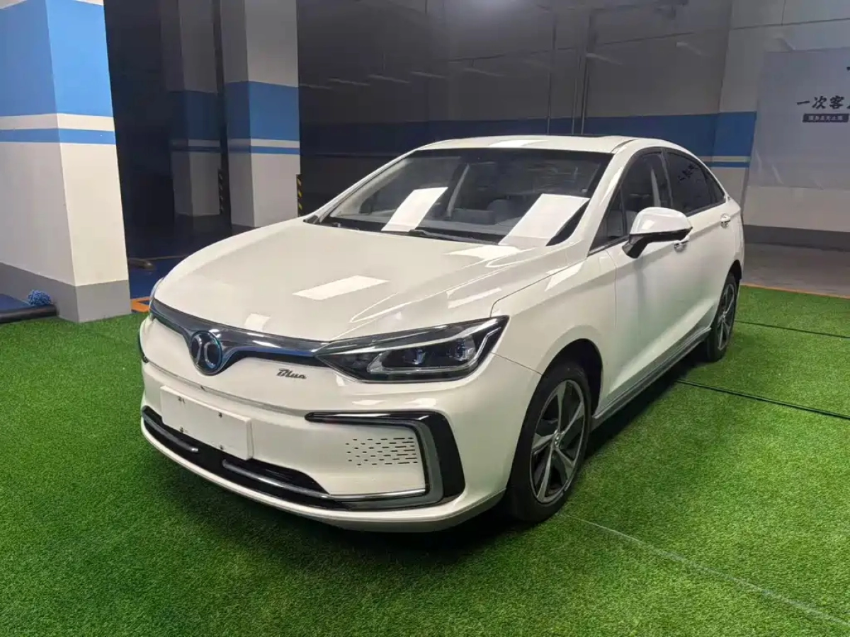 BAIC BEIJING EU5  2019