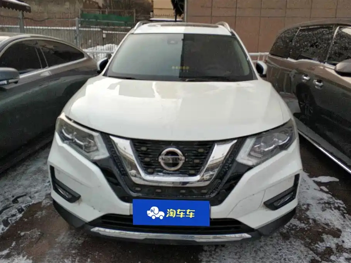 NISSAN X-TRAIL