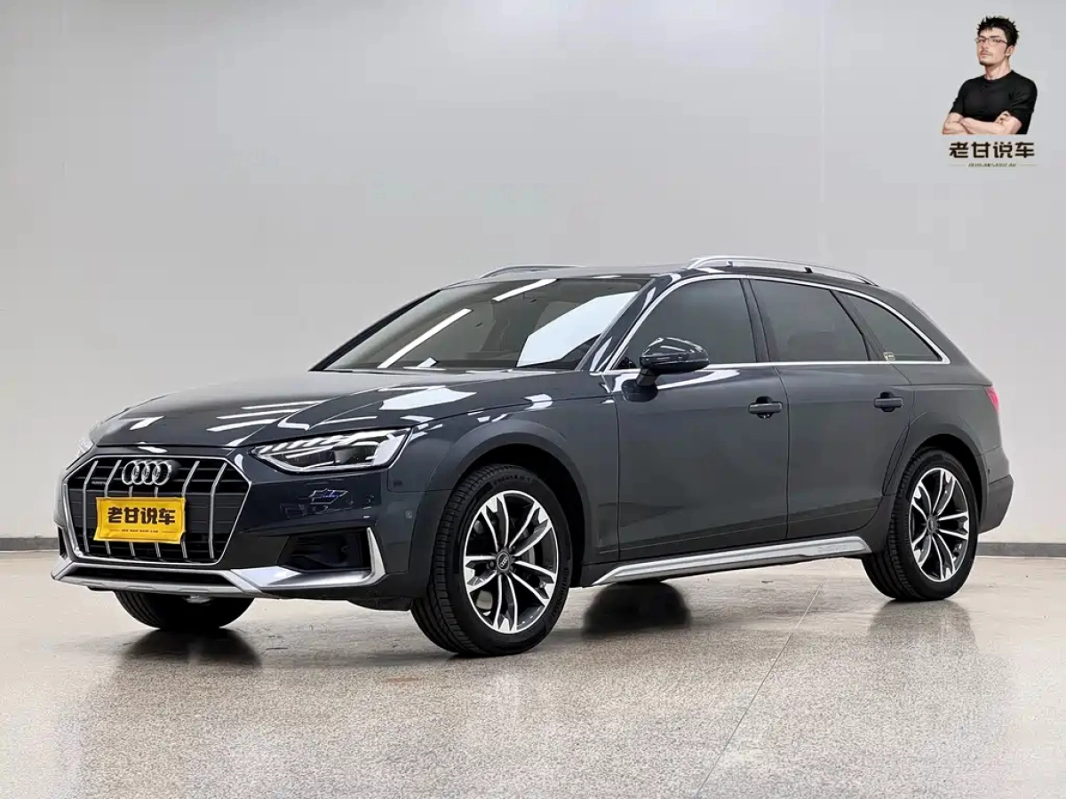 AUDI A4 IMPORT  2023