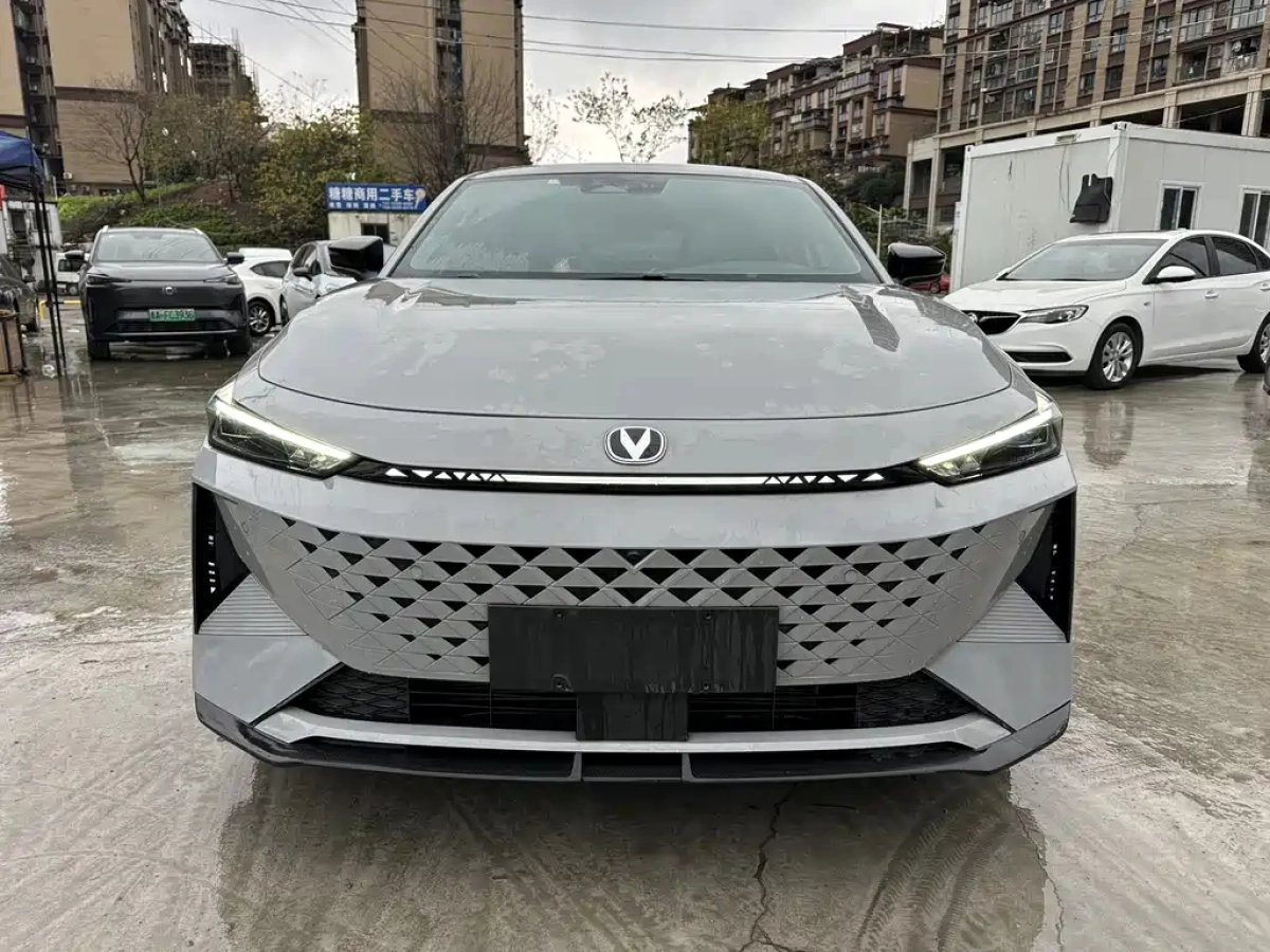 CHANGAN UNI-V IDD