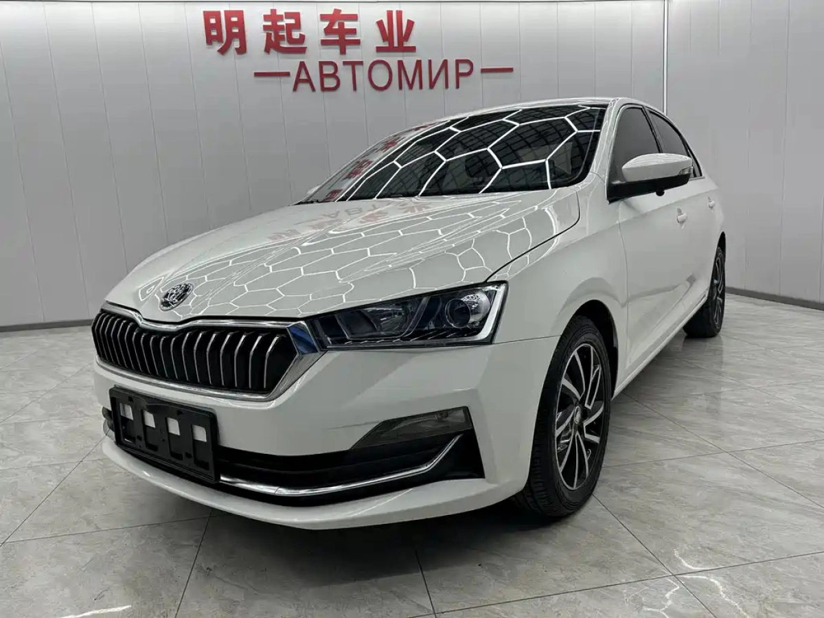 SKODA RAPID  2022