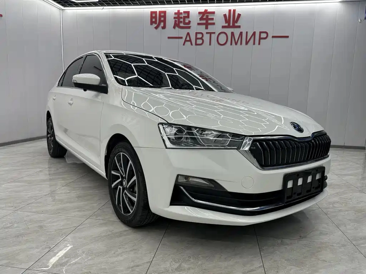SKODA RAPID