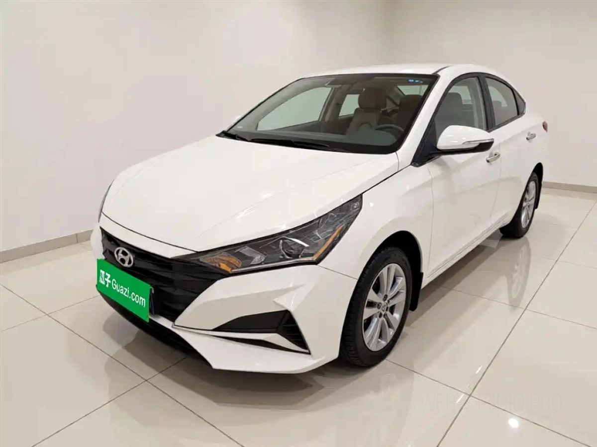 HYUNDAI VERNA