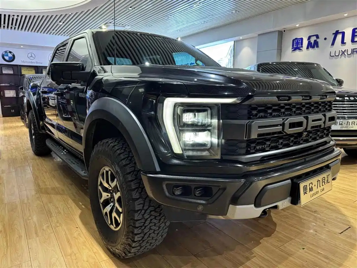FORD F-150 RAPTOR