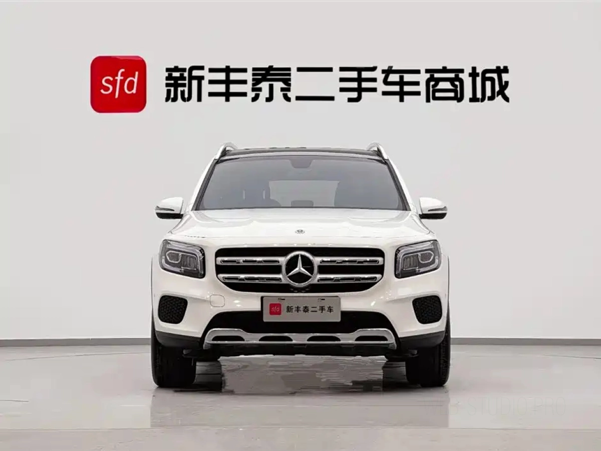 MERCEDES-BENZ GLB