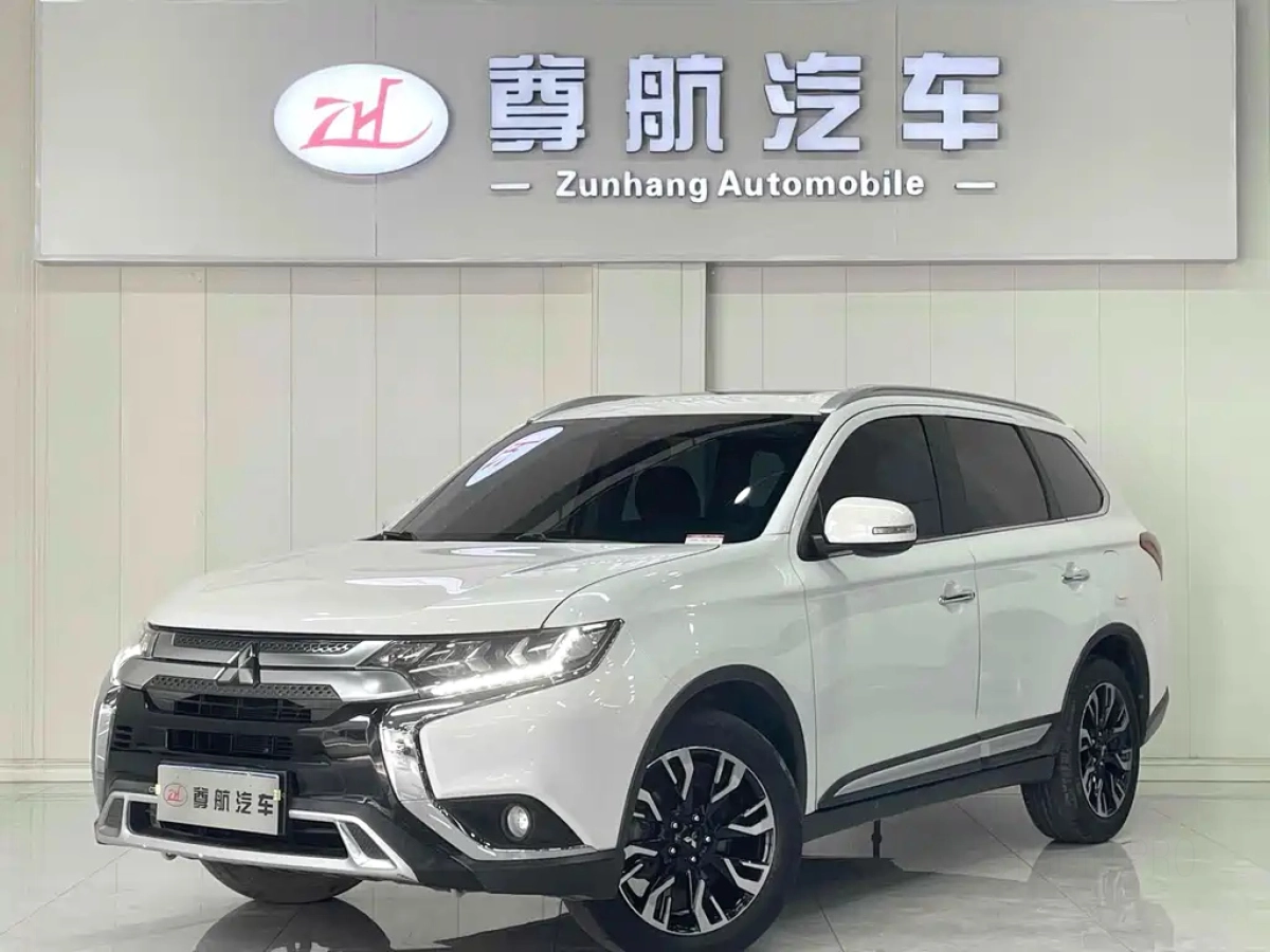 MITSUBISHI OUTLANDER  2021