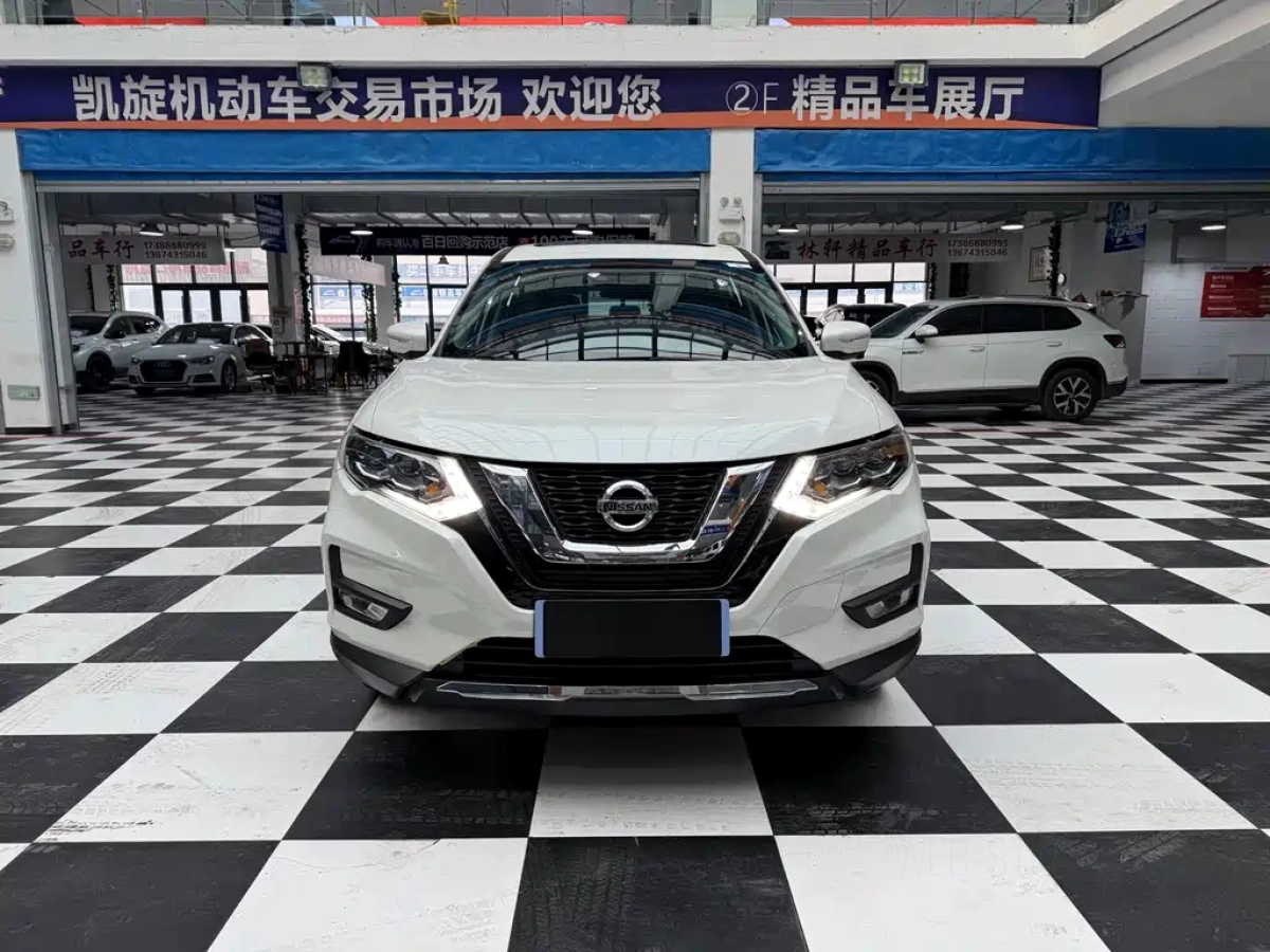 NISSAN X-TRAIL