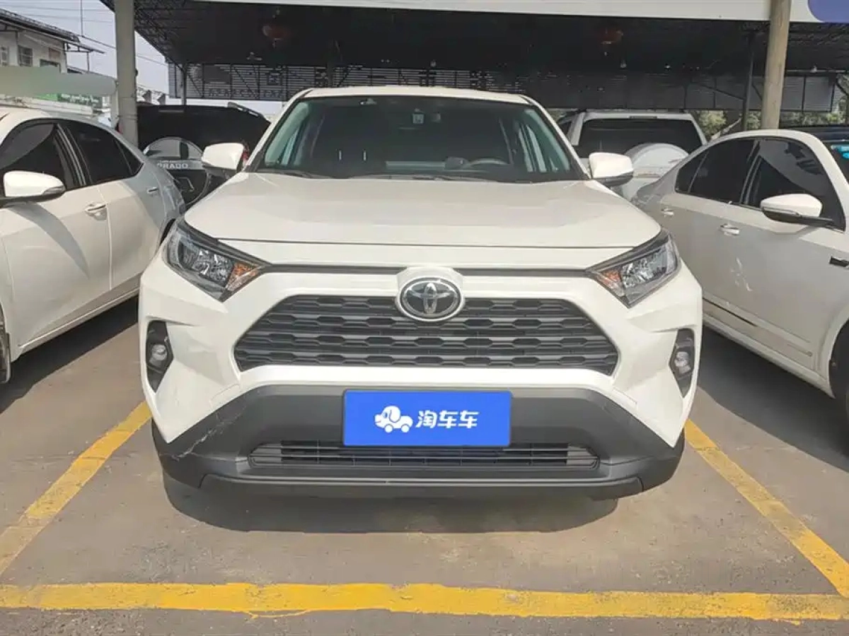 TOYOTA RAV4