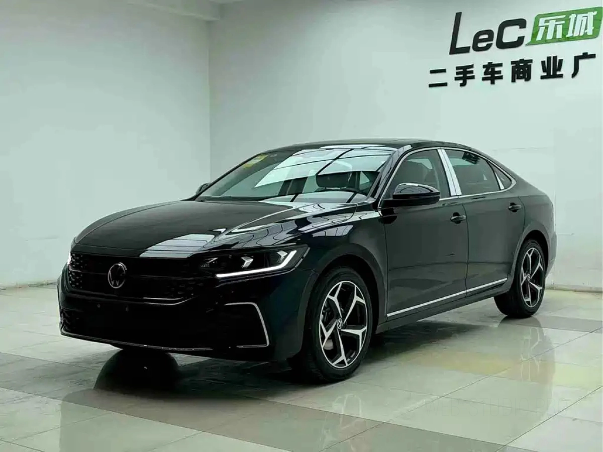 VOLKSWAGEN PASSAT  2026