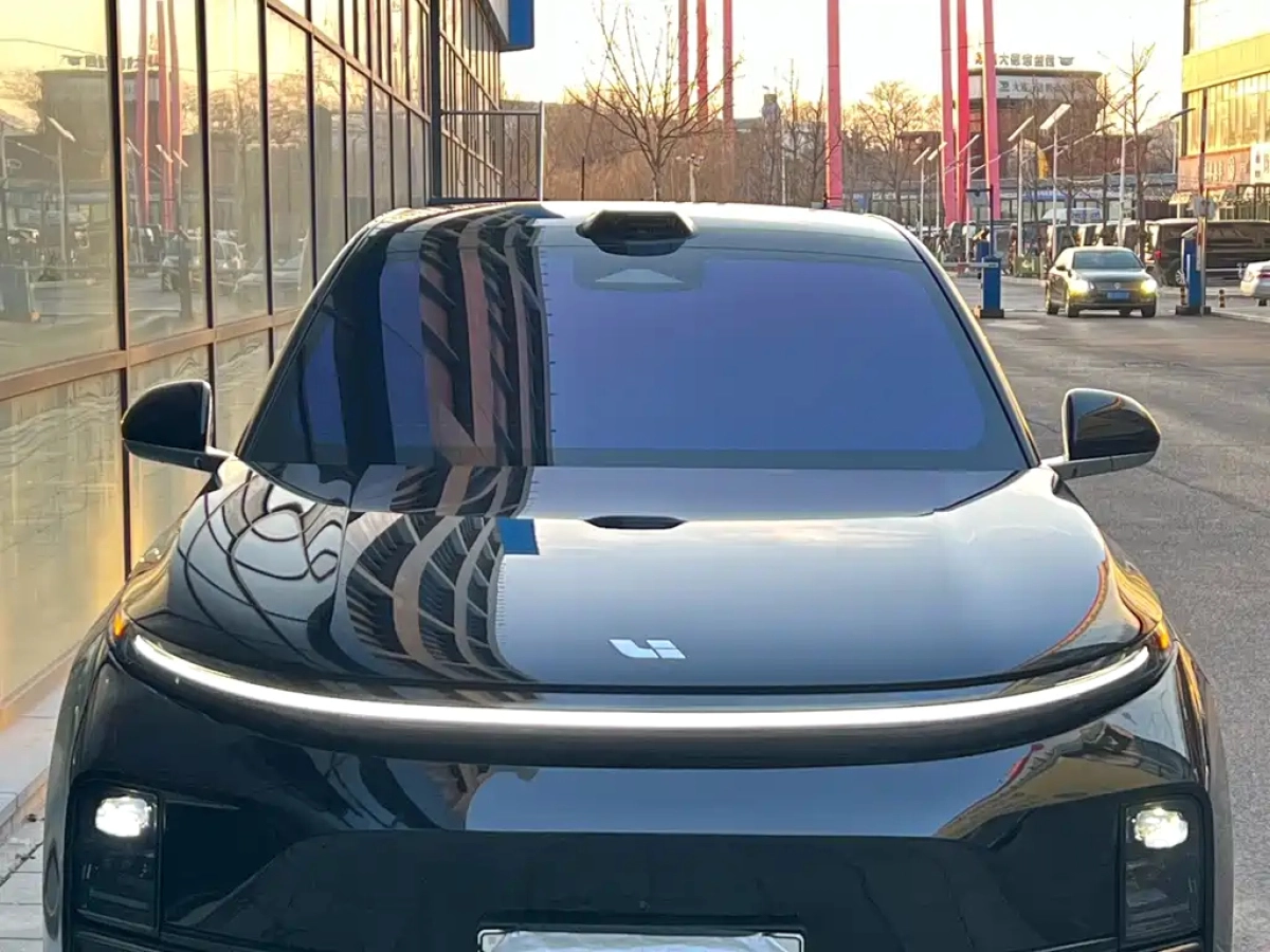 LI AUTO L7