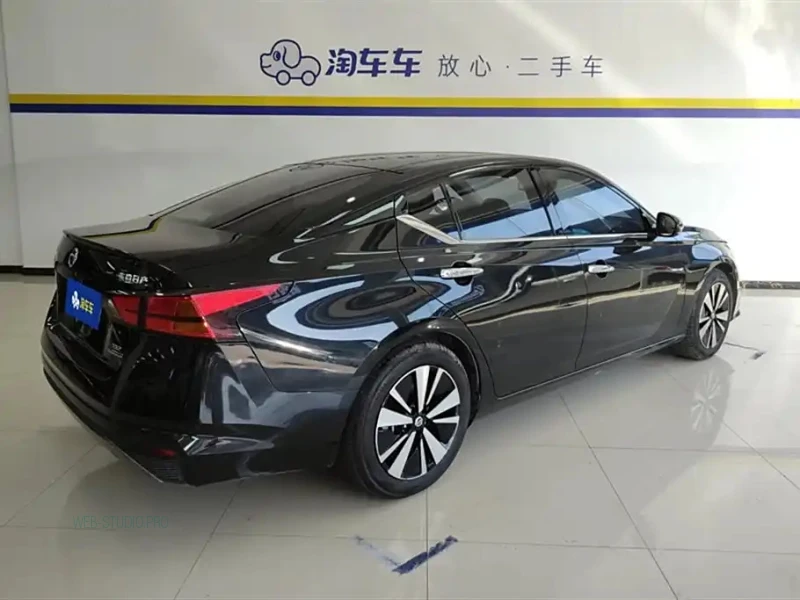 NISSAN TEANA