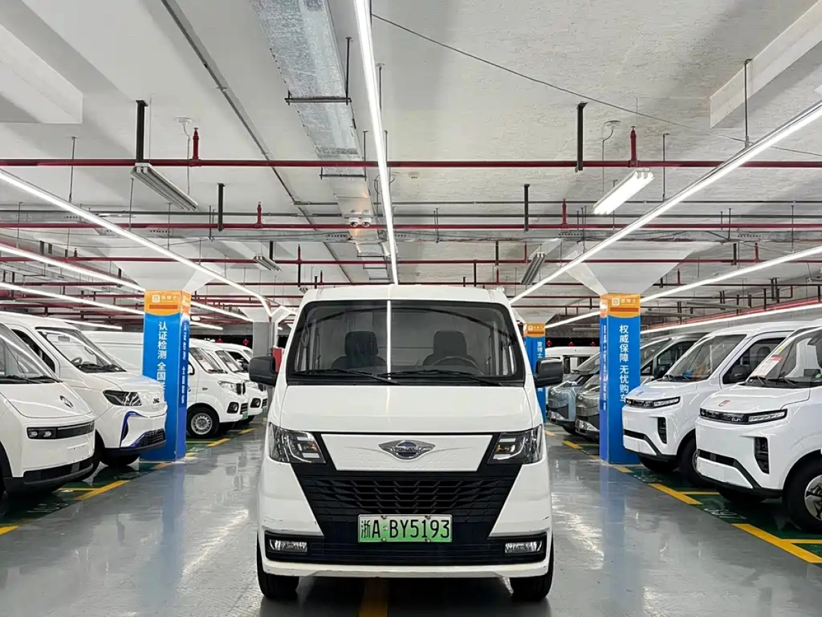 FOTON SHIDAI EV6  2023